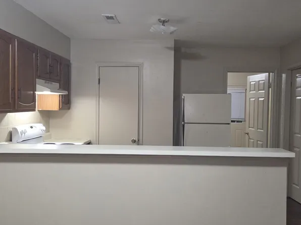 1001 W Maplewood St APT A, Marion, IL 62959