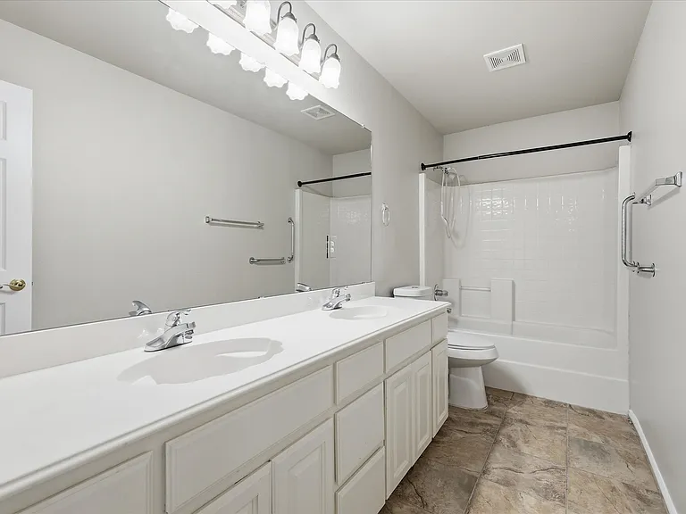 944 Hedgcoxe Rd — Photo 24