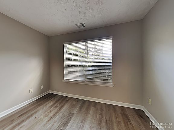 4th image of 1251 Live Oak Ter