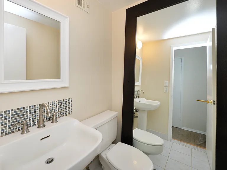1077 River Rd #Penthouse 6 — Photo 13