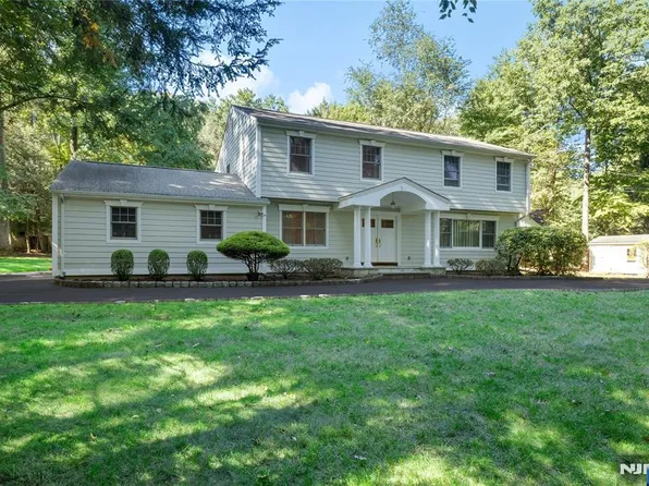 55 Glen Road, Woodcliff Lake, NJ 07677