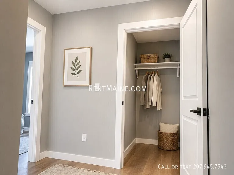 599 Pinetree Rd #4 — Photo 10