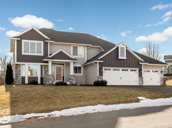 3438 Rolling Hills Dr, Eagan, MN 55121