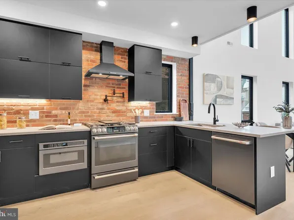 1139 N 3rd St #2, Philadelphia, PA 19123