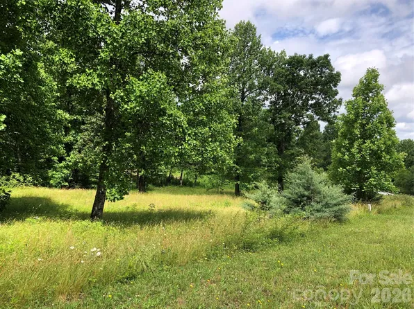 4 Ambrose Ct Unit 155, Flat Rock, NC 28731