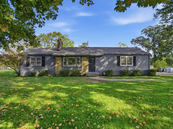 750 Fieldson Dr, Heath, OH 43056