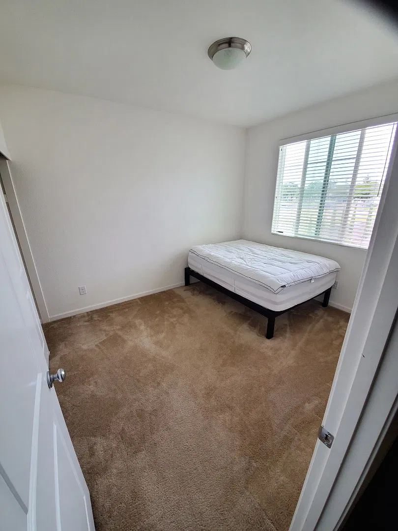 8665 Carlin Ave - Room 4 — Photo 1