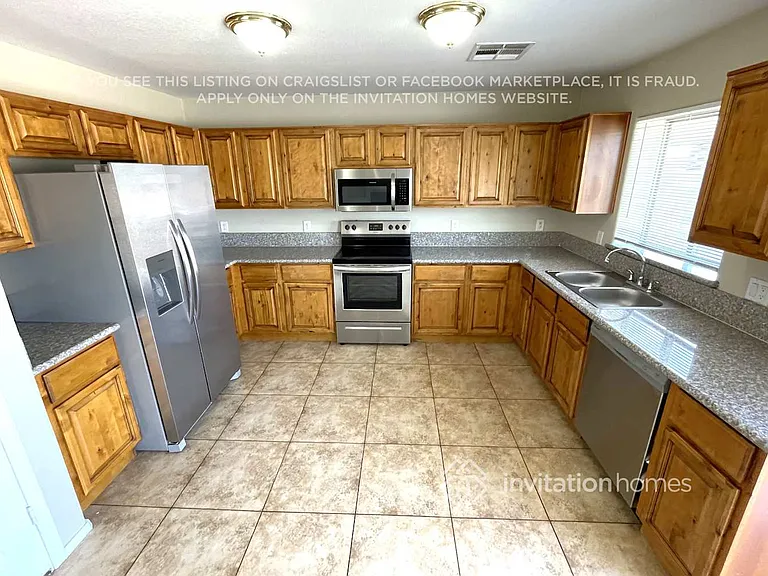 5552 W Minton Ave — Photo 4