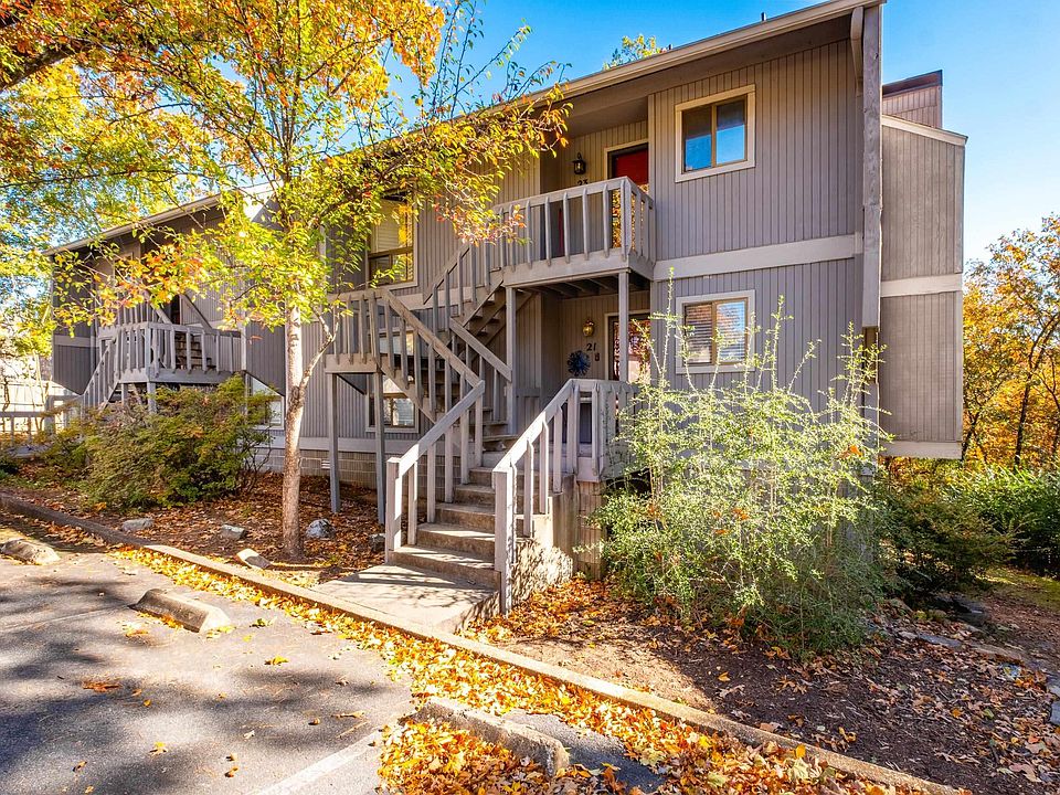 1st image of 1401 N Pierce St #21