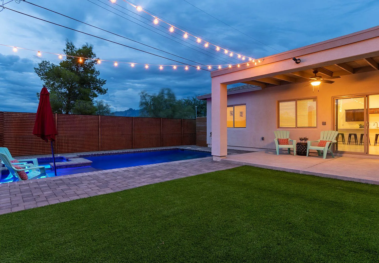 2824 N Euclid Ave — Photo 3