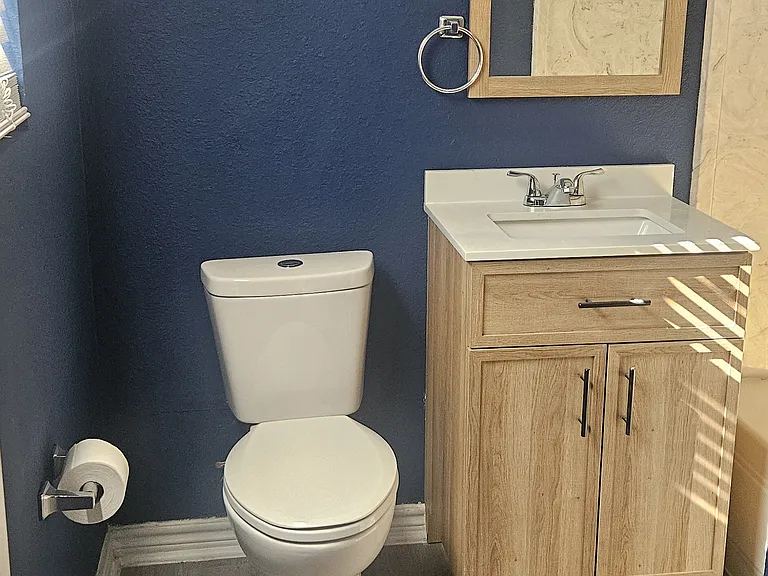710 Half West Ave #A — Photo 5