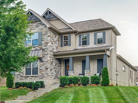 2nd image of 1072 Lt Gibson Cir