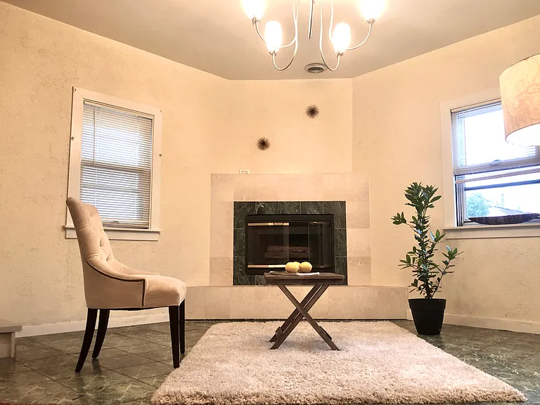 Large primary bedroom / or wonderful family room