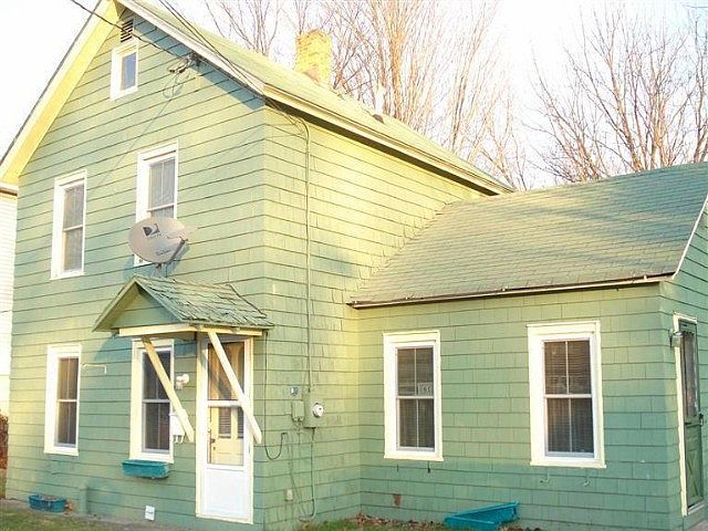 1st image of 61 Woodbridge Ave