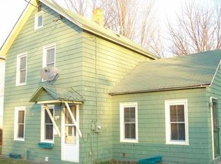 61 Woodbridge Ave, Chatham, NY 12037