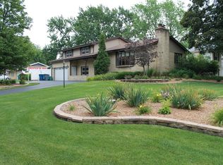 13001 S Forestview Rd, Palos Heights, IL 60463