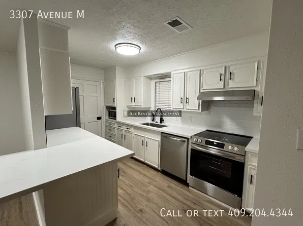 3307 Avenue M, Nederland, TX 77627