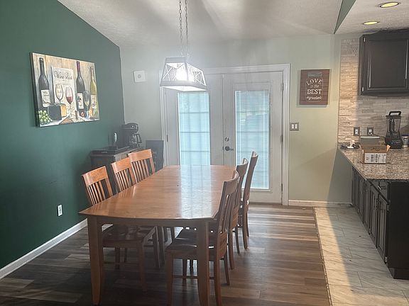 3rd image of 1801 Myrta Dr #1