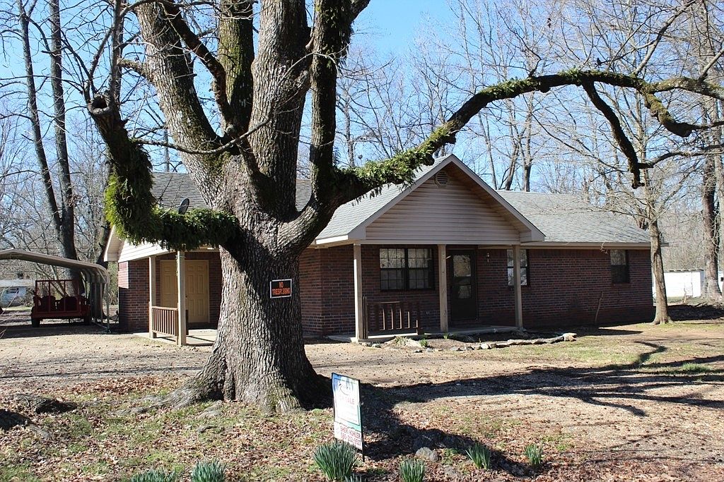 807 Dierks Ave, Broken Bow, OK 74728 Zillow