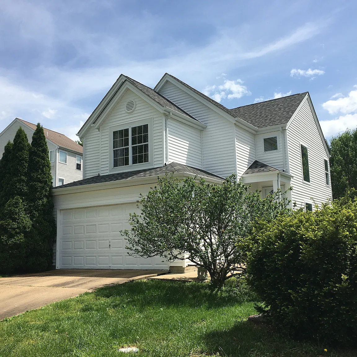 16748 Hickory Meadows Ct photo 1