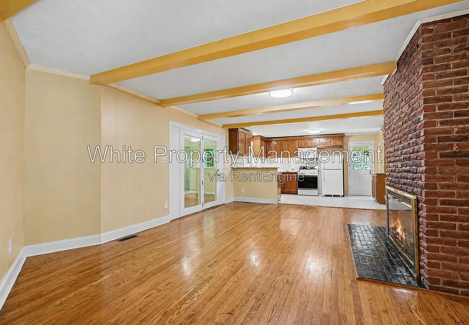 3 bed, 3.0 bath, 2645 sqft, $2,195 — Photo 4