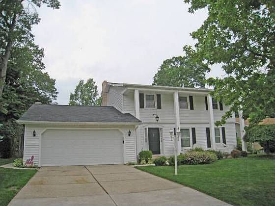 1st image of 7608 Wake Robin Dr