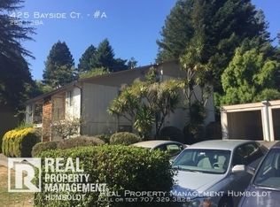 425 Bayside Rd APT A, Arcata, CA 95521