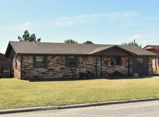 507 W Beck St, Fairview, OK 73737