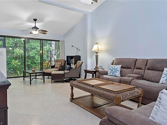 5th image of 101 Fox Glen DR #6-4