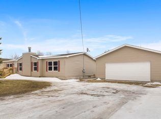 15055 Beecher Ave, Thompsonville, MI 49683