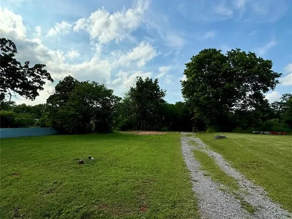116 E 1st St Lot 7, Chandler, OK 74834