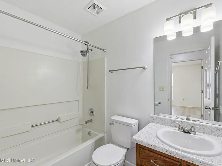 7625 Lilly Dr — Photo 8