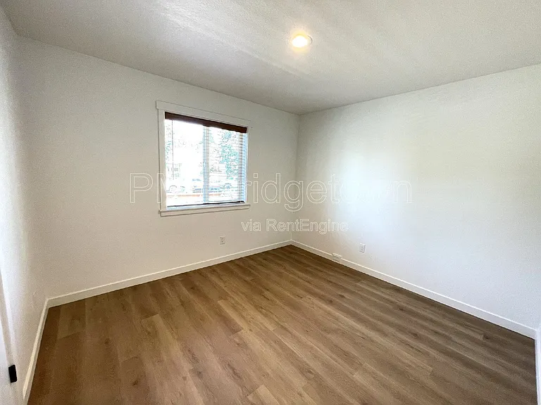 6310 SE Duke St — Photo 10