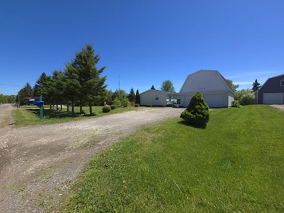 2nd image of 2702 John St