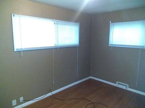 3rd image of 11404 Richmond Ave