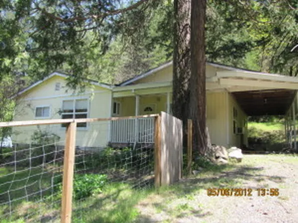 27907 Mineral School Rd, Bella Vista, CA 96008