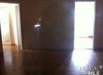 2nd image of 3084 Laurel St