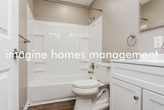 7690 Sharon Dr — Photo 10