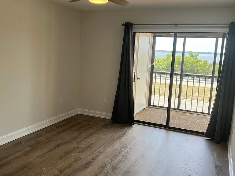 14459 River Beach Dr #B210 — Photo 15