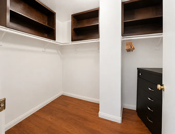 746 Geoffrey Ct #1 — Photo 7