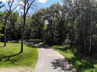 E9319 Partridge Dr #13-14-15, Reedsburg, WI 53959