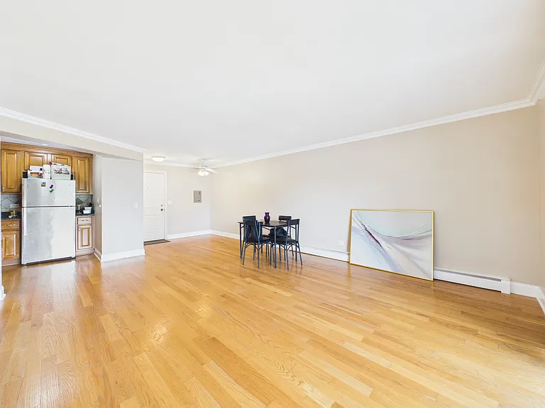 2210 S Goebbert Rd #226 — Photo 5