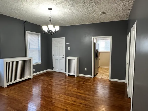(undisclosed Address), Fall River, MA 02720