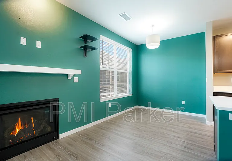 9185 Wilde Ln #302 — Photo 8