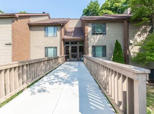 109 Knoll Ct APT D, Noblesville, IN
