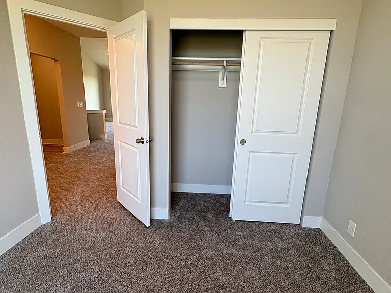 6852 Portage Dr — Photo 20