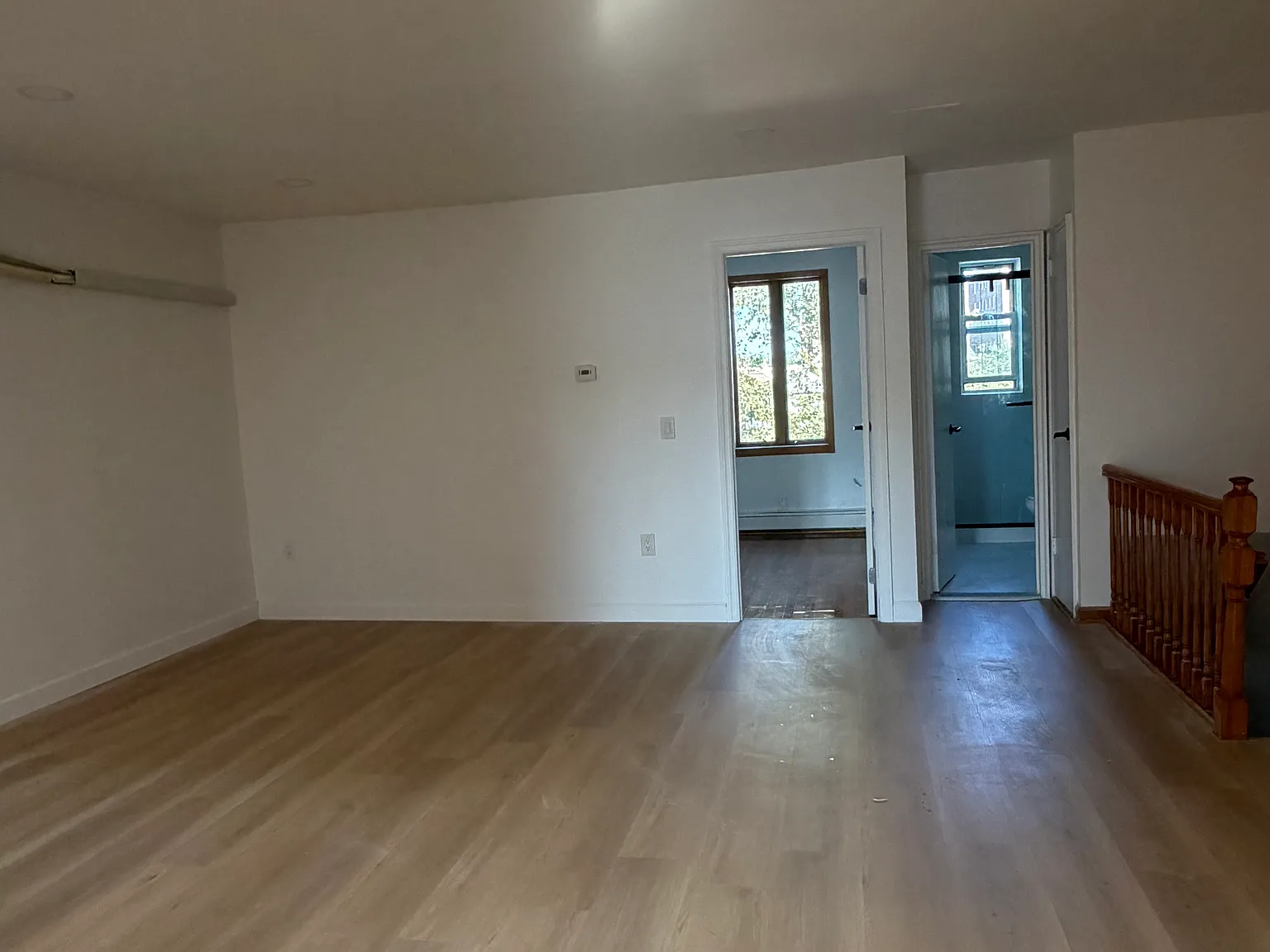 3 bed, 1000 sqft, $2,950 — Photo 4