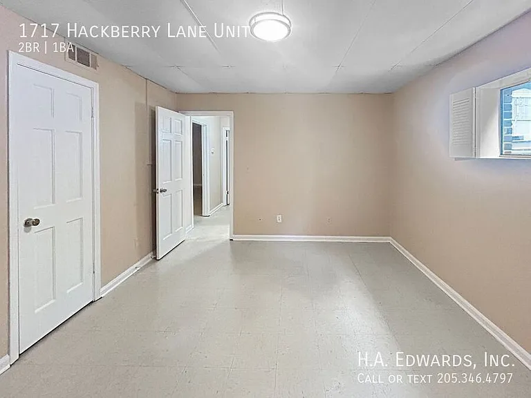 1717 Hackberry Ln #6 — Photo 4
