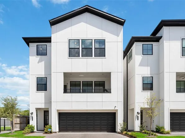 2812 Grand Fountains Drive #B, Houston, TX 77054