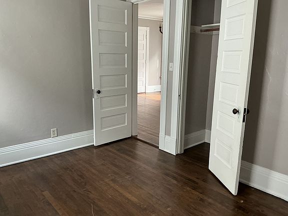 5th image of 2617 S Howell Ave